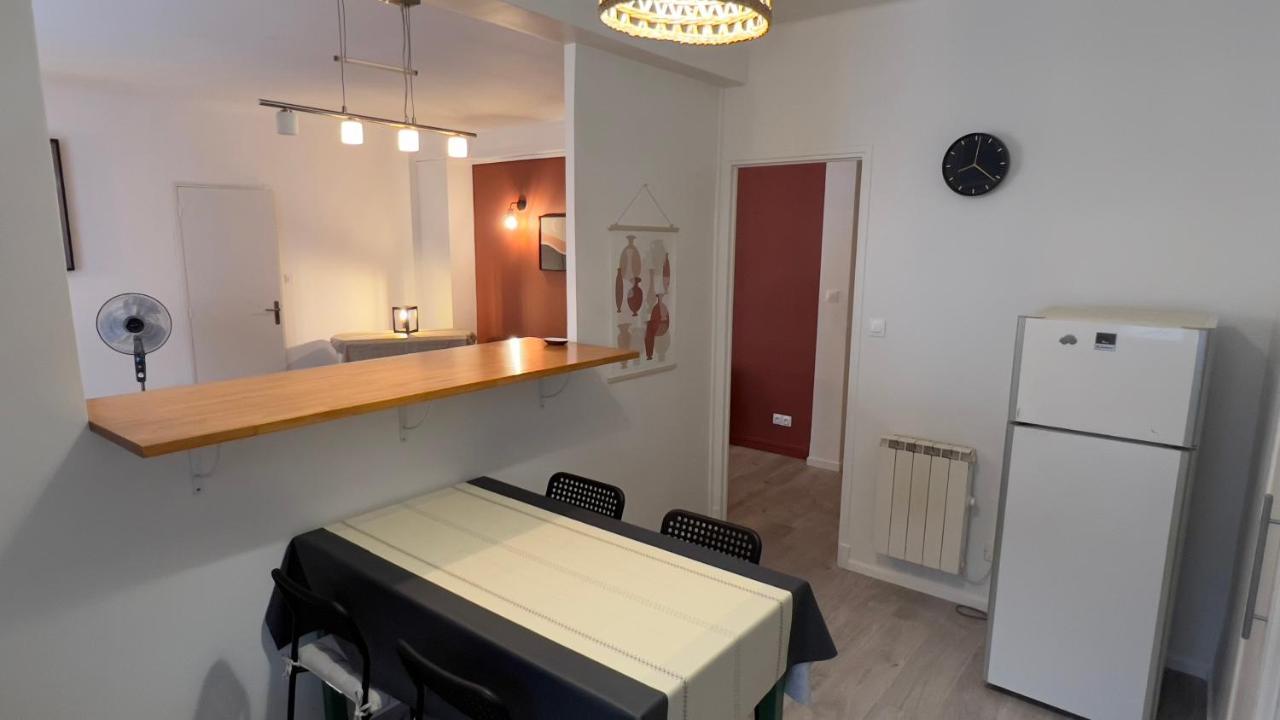 Escale Marseillaise, Grand T2 Calme, Pres Du Vieux Port Pour 2 A 4 Personnes, Nettoyage Rigoureux Marseille Exterior photo