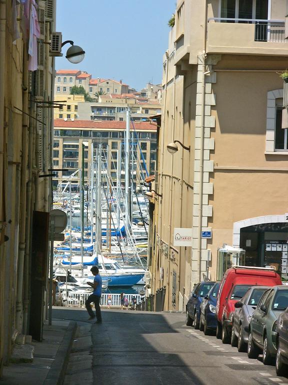 Escale Marseillaise, Grand T2 Calme, Pres Du Vieux Port Pour 2 A 4 Personnes, Nettoyage Rigoureux Marseille Exterior photo